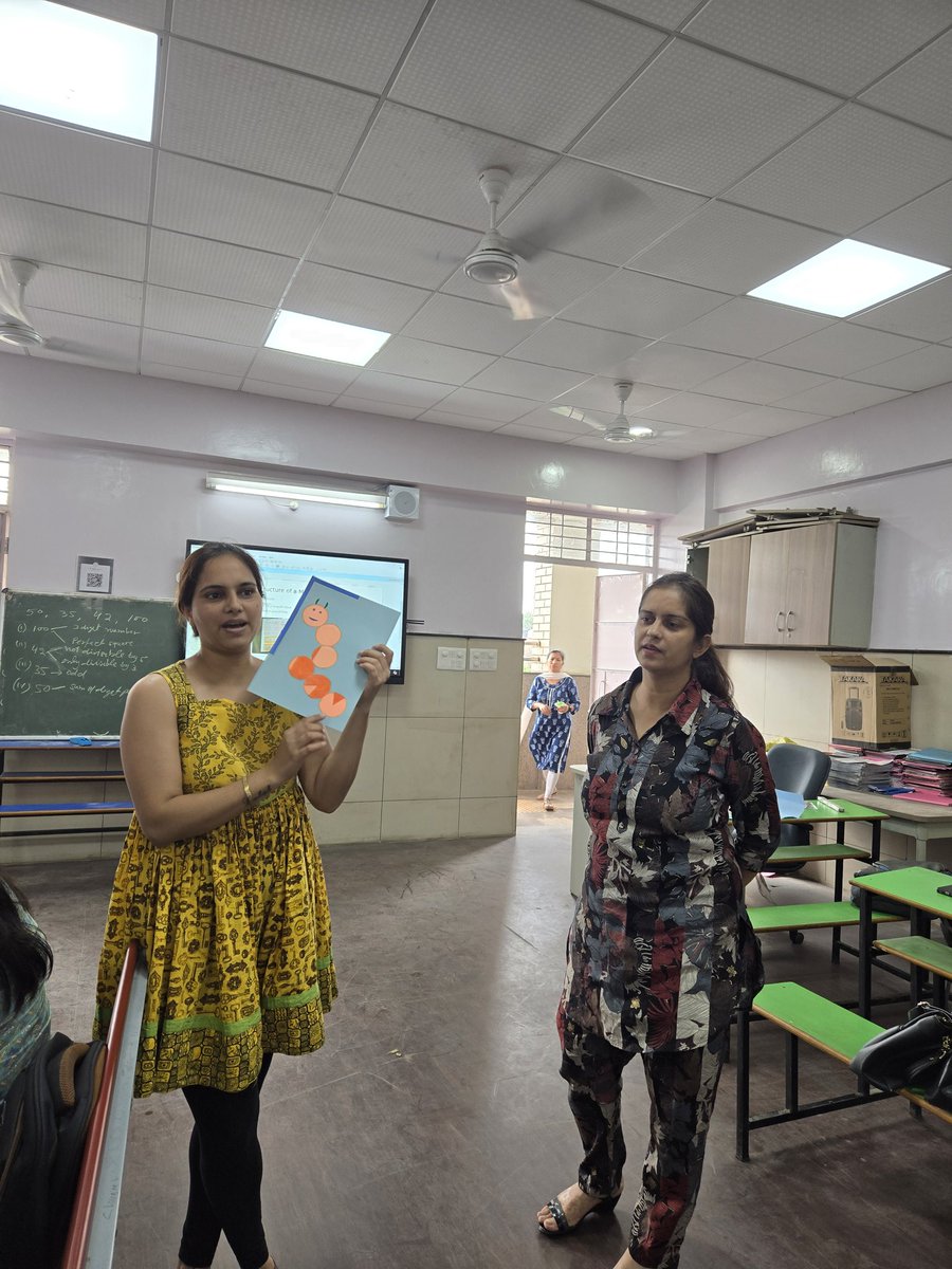 HasijaSantosh's tweet photo. Day-2Cycle2 INSET TGT Maths 2024 #growth #pedagogy #Questioning #MathTalks @SCERT2021 @Dir_Education @PbpandeyB https://t.co/SJ33m2J6Sp