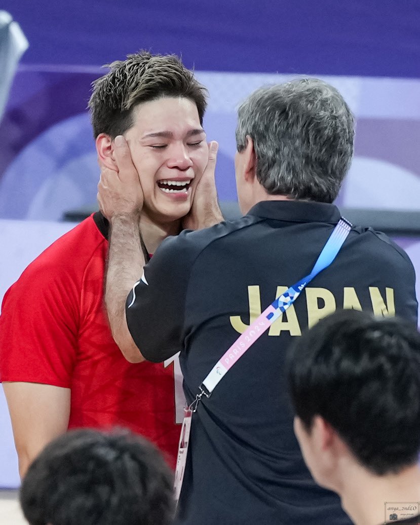 それでもバレーボール人生は続く。

笑って！

#バレーボール
#オリンピック
#西田有志