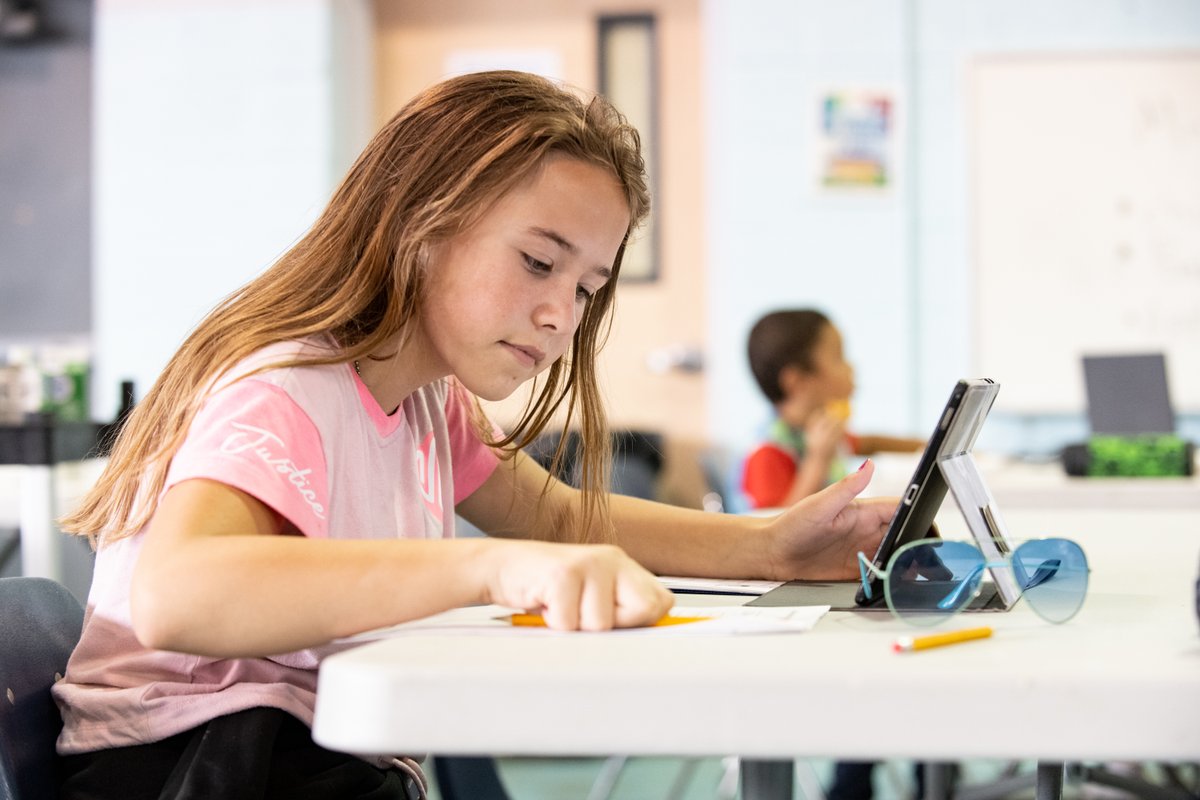 Every day after school, our clubhouses run Power Hour, a dedicated time where members can get their homework done surrounded by the help and tools they need.

#BeGreat