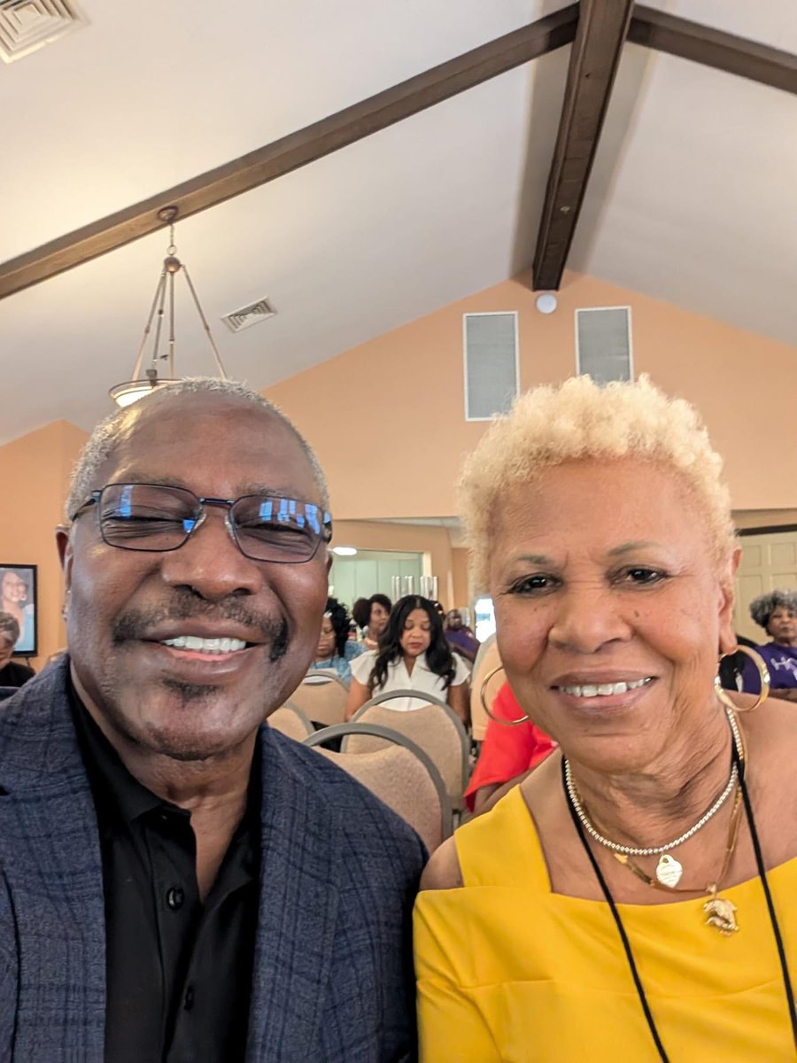 John_Horhn's tweet photo. Had a great time speaking at The Sharing Network Enrichment Retreat 2024, hosted by my friend, Doug Williams of The Williams Brothers fame and his wife, Felicia Cotton-Williams. https://t.co/NbRwSV2TtG
