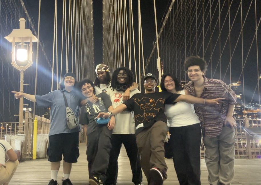 ASHL00's tweet photo. heart is so full man https://t.co/dVi4Jqksdl