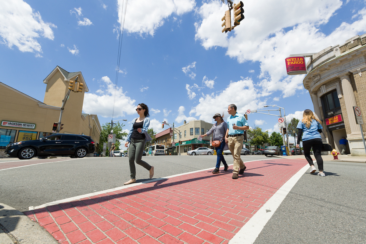NJTPA's tweet photo. 🚨TUESDAY🚨 @passaic_county will host a virtual public meeting at 11a on regional traffic signal optimization improvements along Main Avenue/Street, West Broadway, Central Avenue, and Paterson-Hamburg Turnpike. Register here: https://t.co/F1UxmFWpp0
#passaiccounty #haledon #wayne https://t.co/HXqH7FduUw