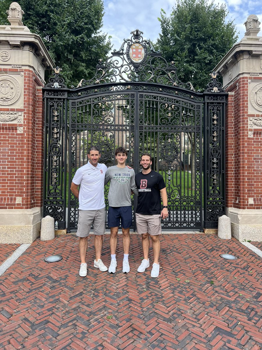 Brown! 

Yesterday, during an unofficial visit to Brown University, I received an offer from Coach Martin! 

Back to work 🏗️

<a href="/mmartinbrown/">Mike Martin</a> // <a href="/CoachSotos/">Christian Sotos</a> 
<a href="/FundamentalUA/">Fundamental U</a> // <a href="/NewTrierBBB/">New Trier Boys Hoops</a>