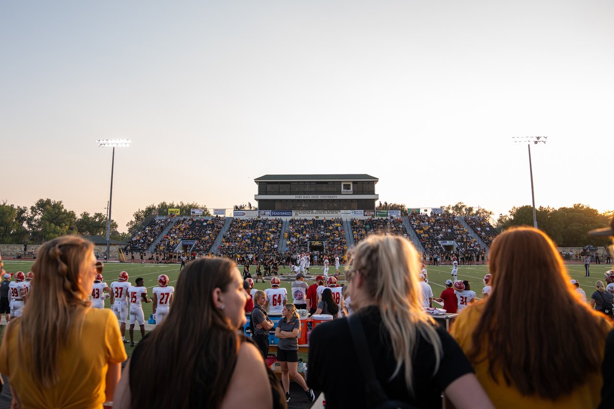 FHSUAlumni's tweet photo. Only 24 more days.

See you at Lewis Field on the 29th. https://t.co/ksmI5TMQvN