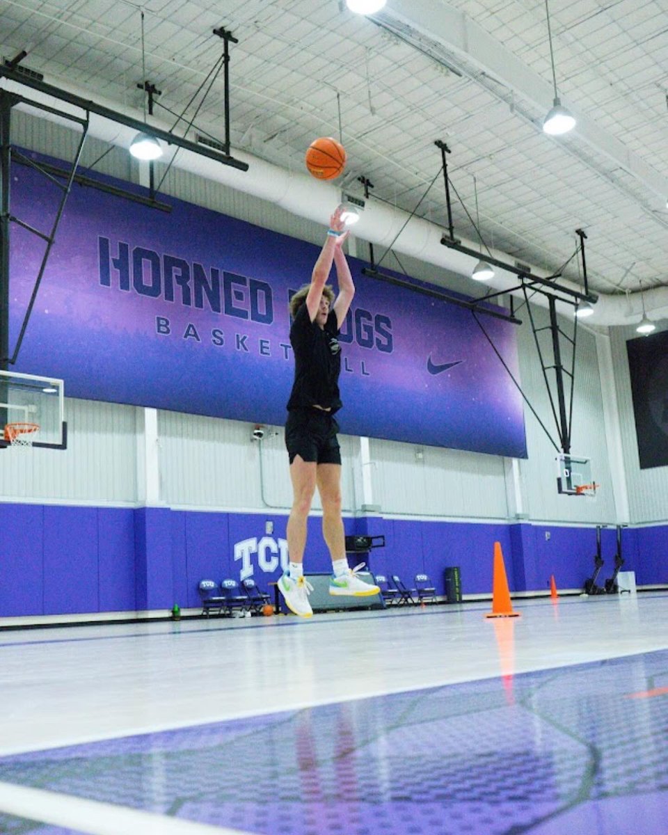 Matthew Whelan tweet media