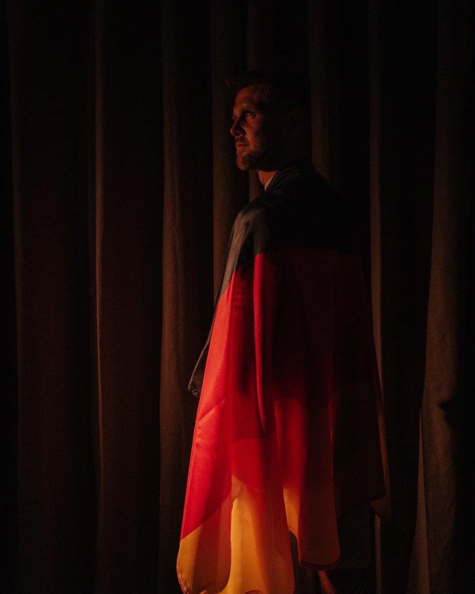 🚨OFFICIEL🚨 West Ham a annoncé la signature de Niclas Füllkrug du Borussia Dortmund.

L’attaquant allemand a été transféré pour £27.5 million , paraphant un contrat de 4 ans.

Un profil intéressant pour la Premier League, curieux de voir ce qu’il nous réserve avec les Hammers!