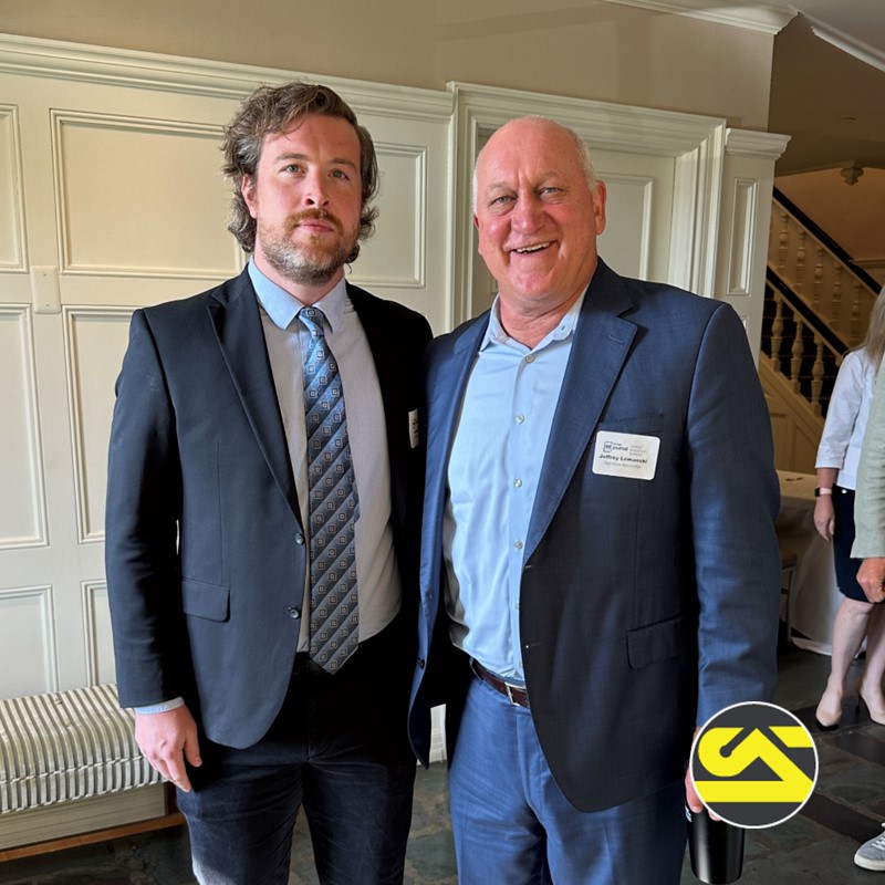 SignatureCRE's tweet photo. Thank you to @REjournals for hosting a very insightful Detroit Industrial Summit! It was a success, &amp; we were particularly proud to have Jeff Lemanski &amp; Luke Timmis share their valuable insights on the current state of the industrial market &amp; trends to watch for.
#knowsignature https://t.co/LIAcUVPoRW