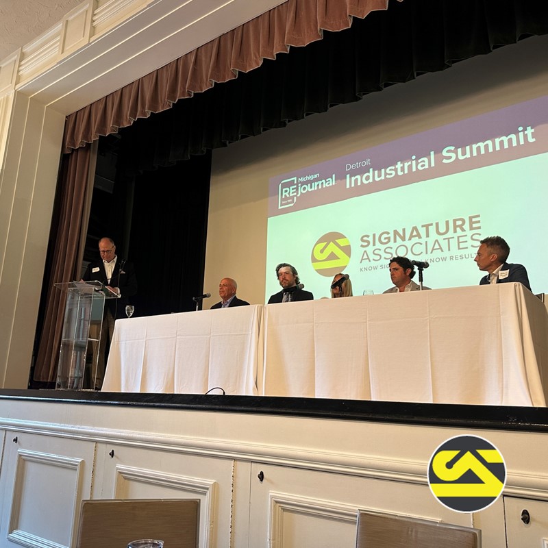 SignatureCRE's tweet photo. Thank you to @REjournals for hosting a very insightful Detroit Industrial Summit! It was a success, &amp; we were particularly proud to have Jeff Lemanski &amp; Luke Timmis share their valuable insights on the current state of the industrial market &amp; trends to watch for.
#knowsignature https://t.co/LIAcUVPoRW