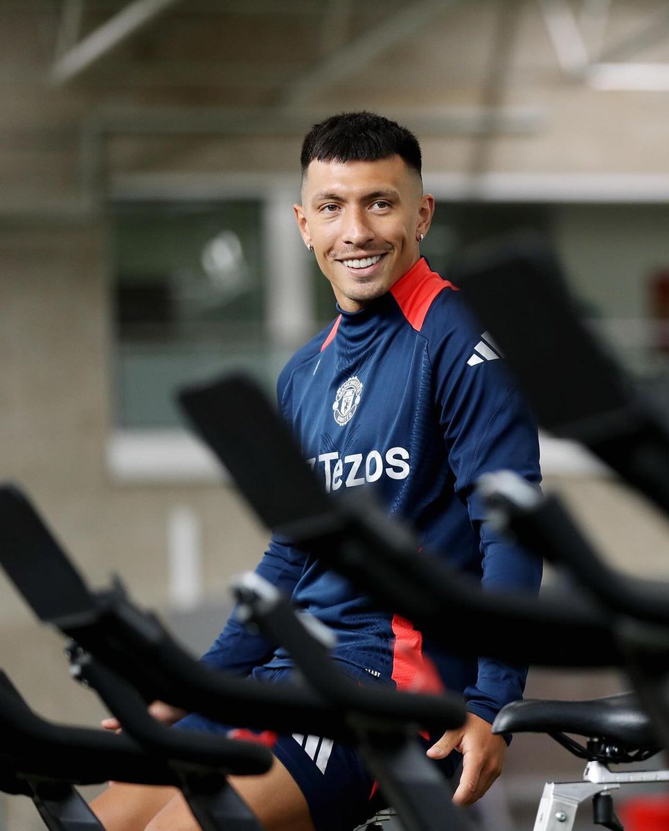 LisandrMartinez's tweet image. Back to work! See you soon, Red Devils 👹🔴 @ManUtd