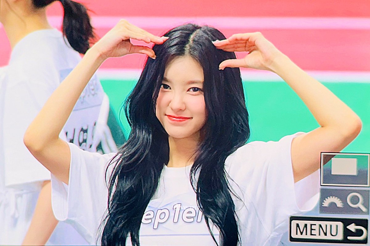 DIVEIN_DY's tweet photo. 240805 ㅠㅠ귀여움한도초과임… 

#김다연 #KIMDAYEON #케플러 #Kep1er https://t.co/l16HDSmkk7