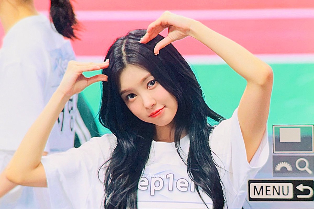 DIVEIN_DY's tweet photo. 240805 ㅠㅠ귀여움한도초과임… 

#김다연 #KIMDAYEON #케플러 #Kep1er https://t.co/l16HDSmkk7