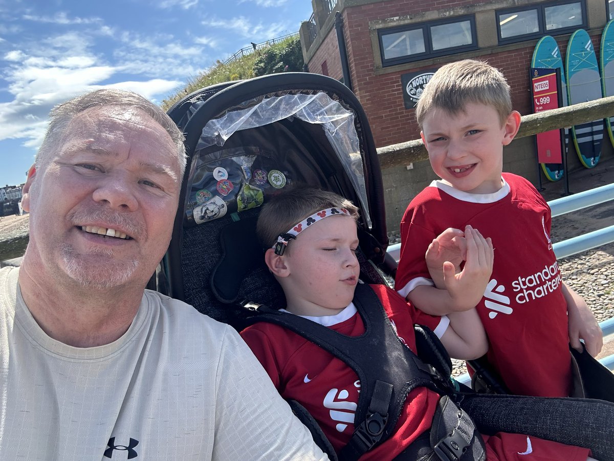 isright's tweet photo. #SunnyWalk: was a good 7km walk around the seaside today. Pub lunch & ice cream before Alfie winds Rory up with the hand dryer lol https://t.co/0BZ7R8eetf