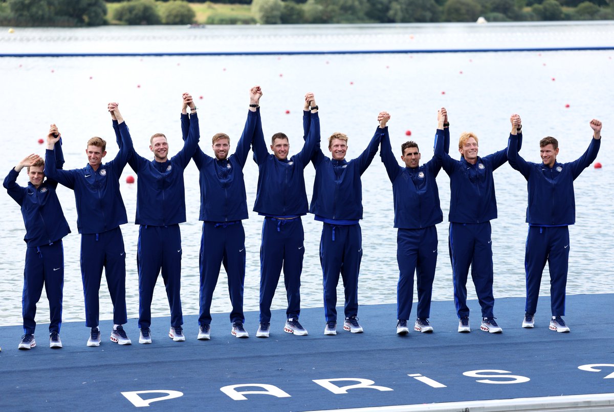 First-Time Olympian Henry Hollingsworth'22 Takes Home Bronze in Men's Eight

🔗 brownbears.com/news/2024/8/5/… 

#EverTrue 

📸 Justin Setterfield