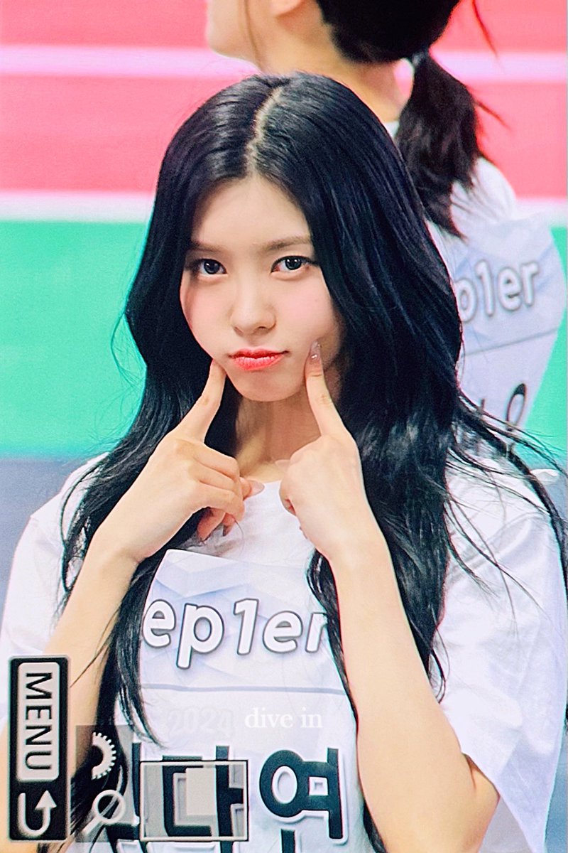 DIVEIN_DY's tweet photo. 240805 ㅠㅠ

#김다연 #KIMDAYEON #케플러 #Kep1er https://t.co/8F7nNK2sSh