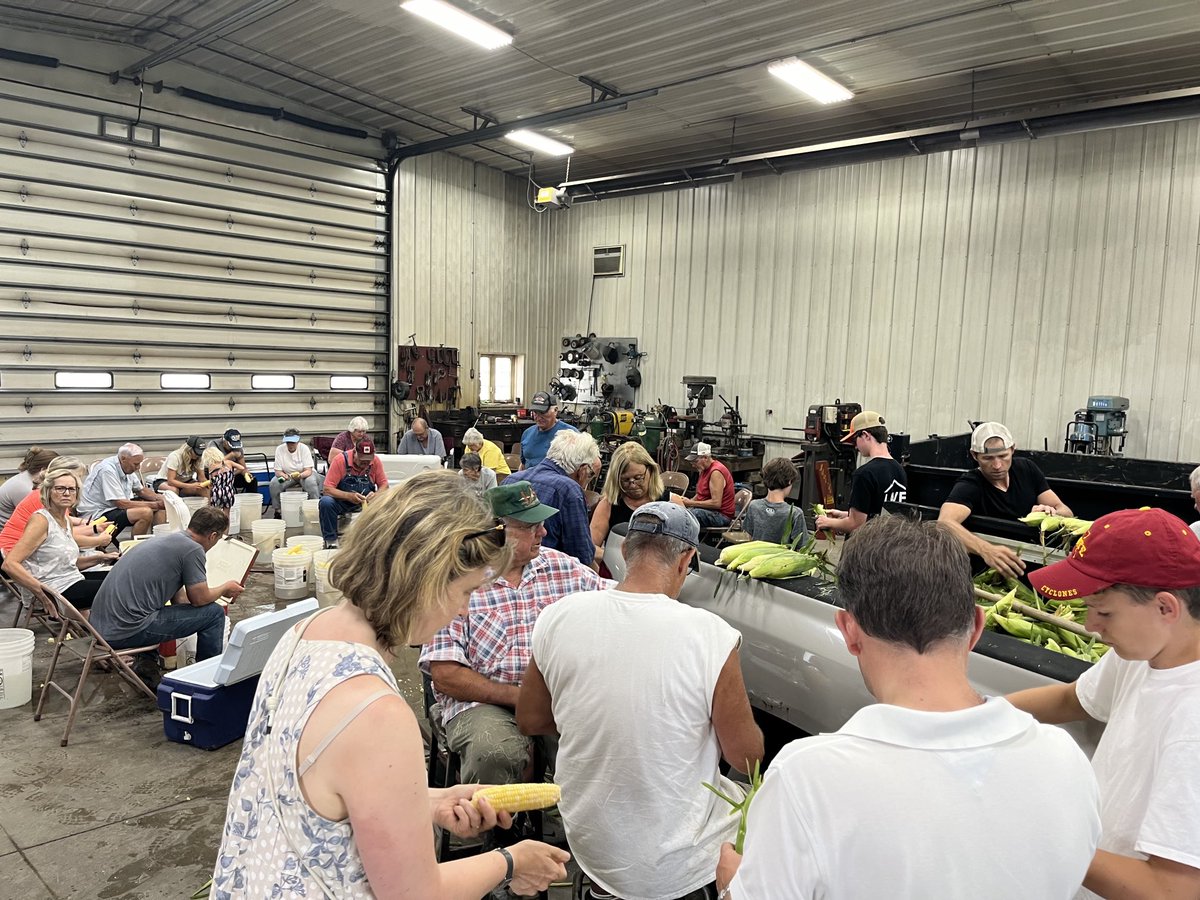 Sweet corn feed tonight at McCallsburg Iowa !!