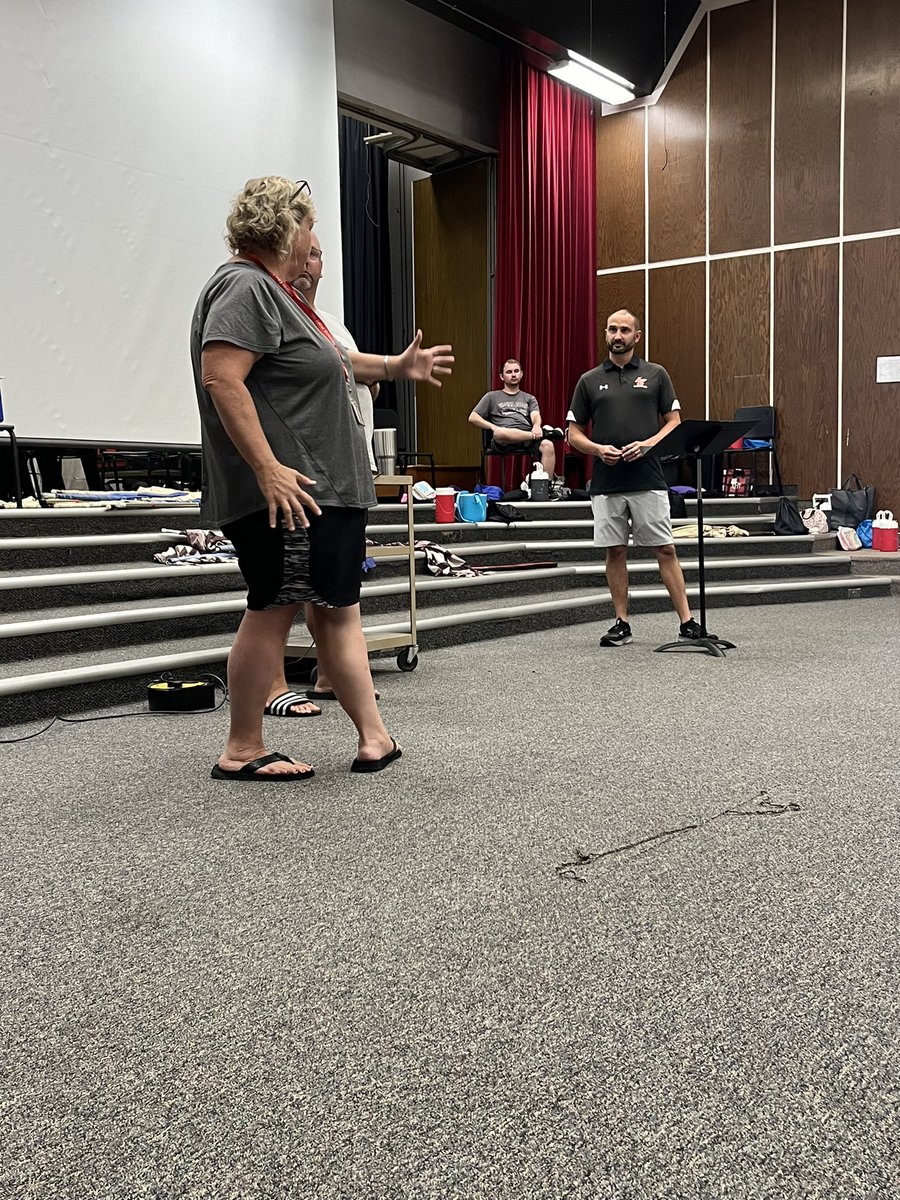 lebandofpride's tweet photo. Thank you SO MUCH Varsity Boys Basketball Head Coach @ndrops08 for coming in to spend some time with us at Band Camp on Day 1. Great day to #BeABrave!! https://t.co/POf6kD0rVm