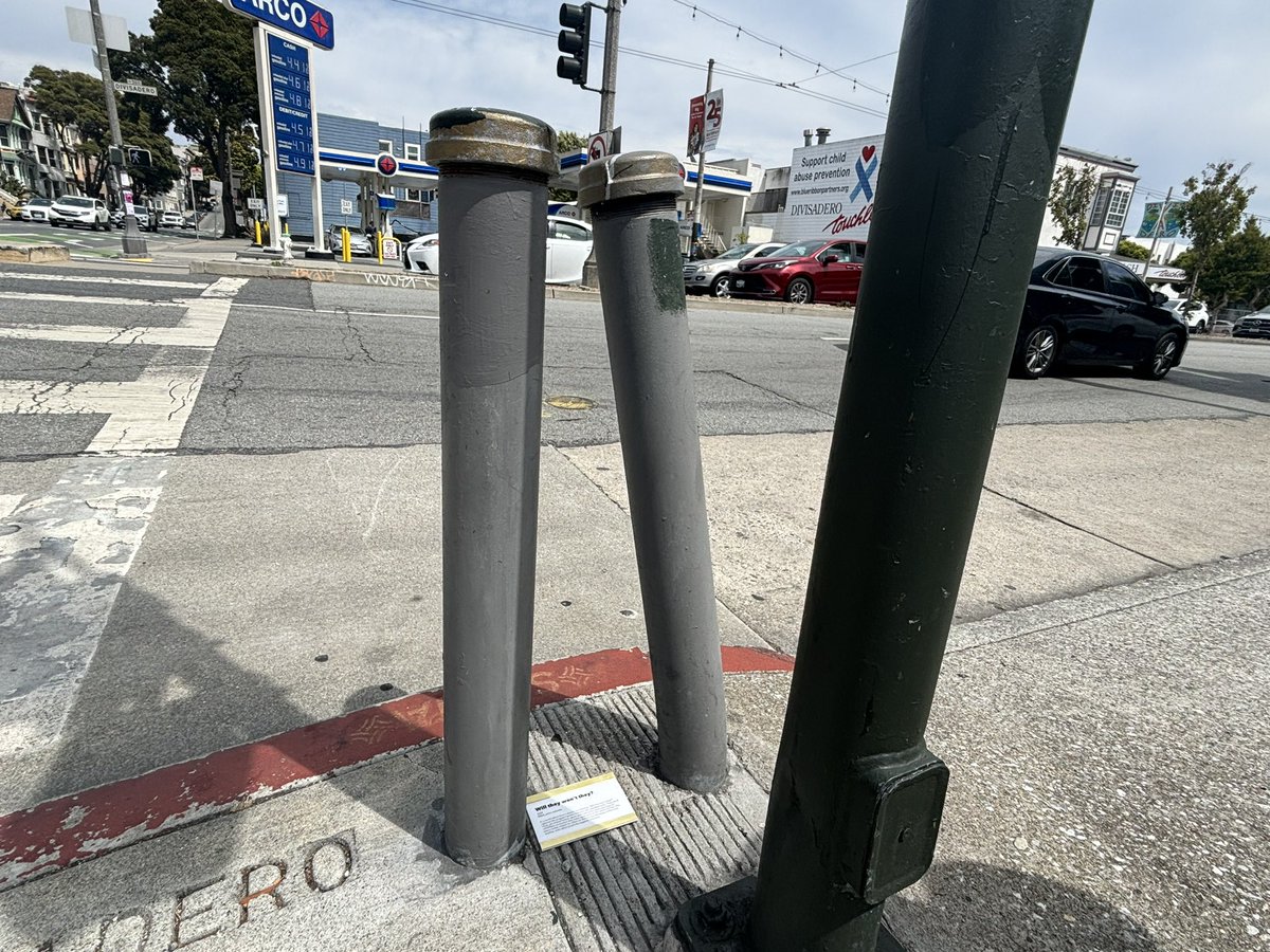 caroline✨ キャロライン tweet media