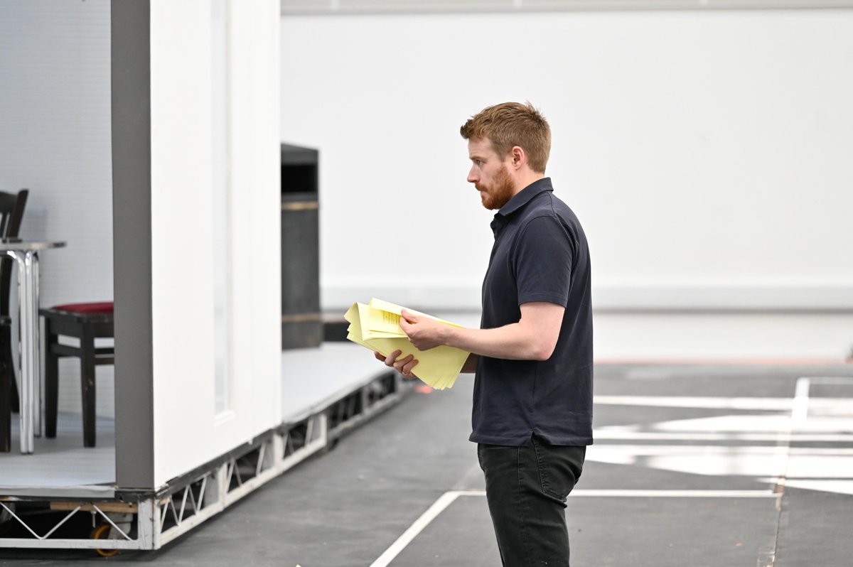 NTSonline's tweet image. A wee look inside the rehearsal room of The #FifthStep 🐇 

A provocative new play by David Ireland, directed by Finn den Hertog, featuring Jack Lowden &amp;amp; Sean Gilder  

Tickets sold out @edintfest &amp;amp; @DundeeRepbut but still some available at  @PavilionTheatre

📸 Julie Howden