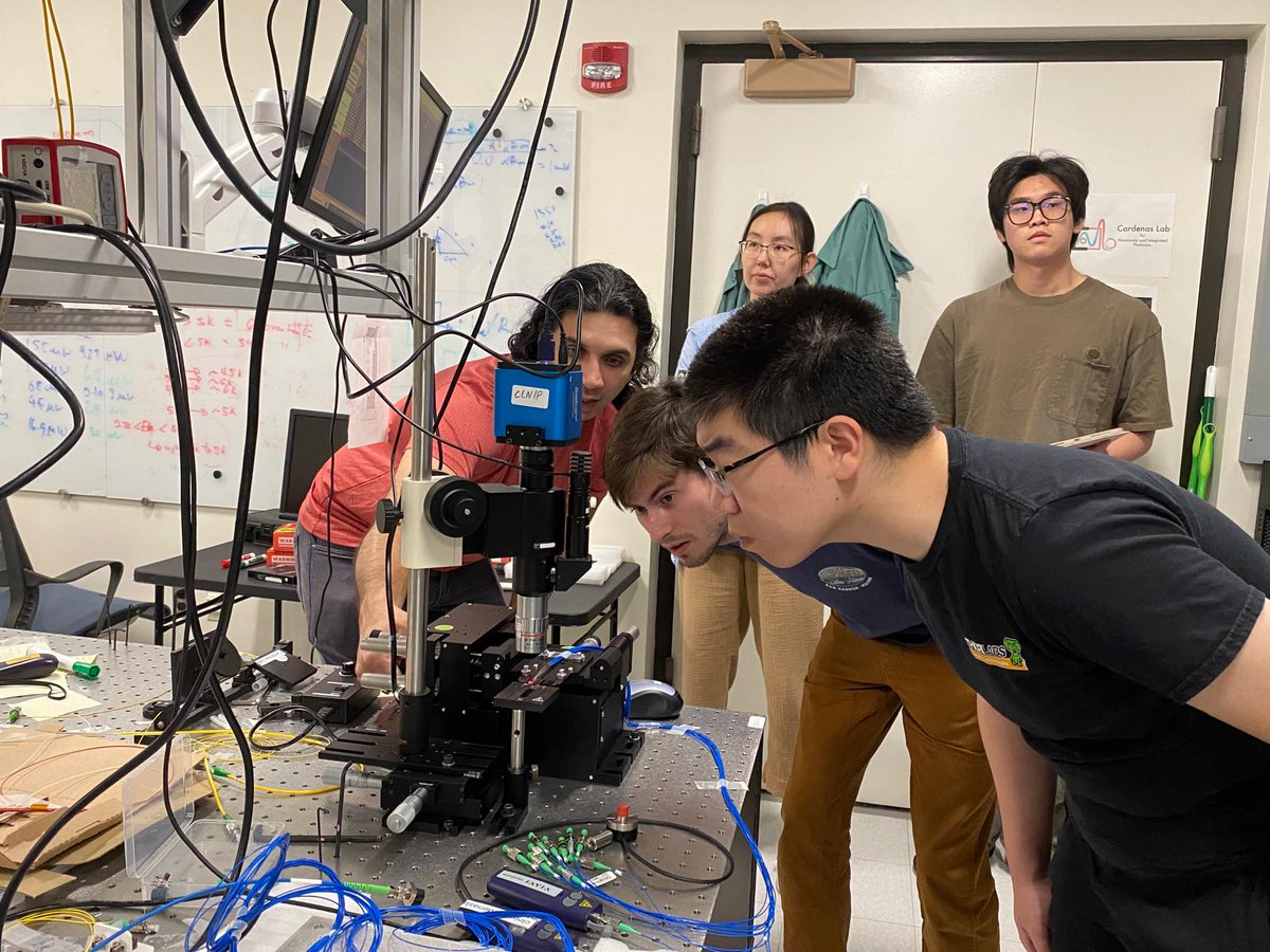 cardenas_lab's tweet photo. 07/29 to 08/01/2024
Our group did a fantastic job teaching PIC testing at the AIM Photonics PIC Testing and Packaging Workshop hosted by TAP, RIT, and UofR. @RITphotonics @AIMPhotonics @RochesterOptics @UofR https://t.co/C6VPBce954