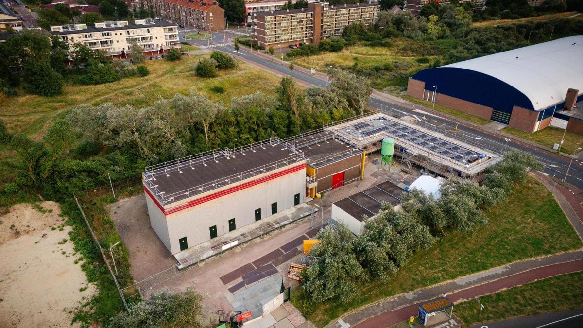 ijmuidercourant's tweet photo. Liander bouwt hard aan meer elektriciteit in IJmuiden. Capaciteit van de stekkerdoos gaat verdubbelen https://t.co/xjDstrbLsV https://t.co/aMXZy3ys9h