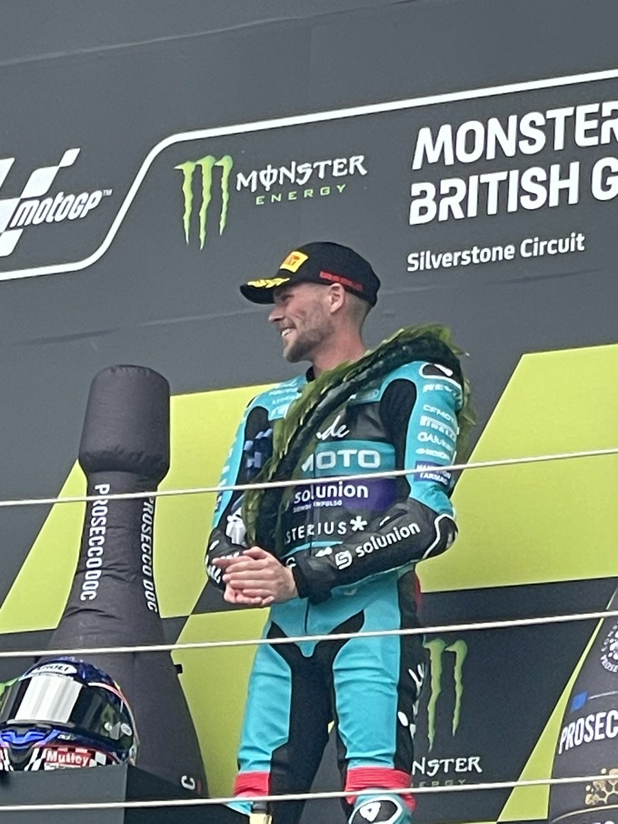 Stuart Higgs tweet media