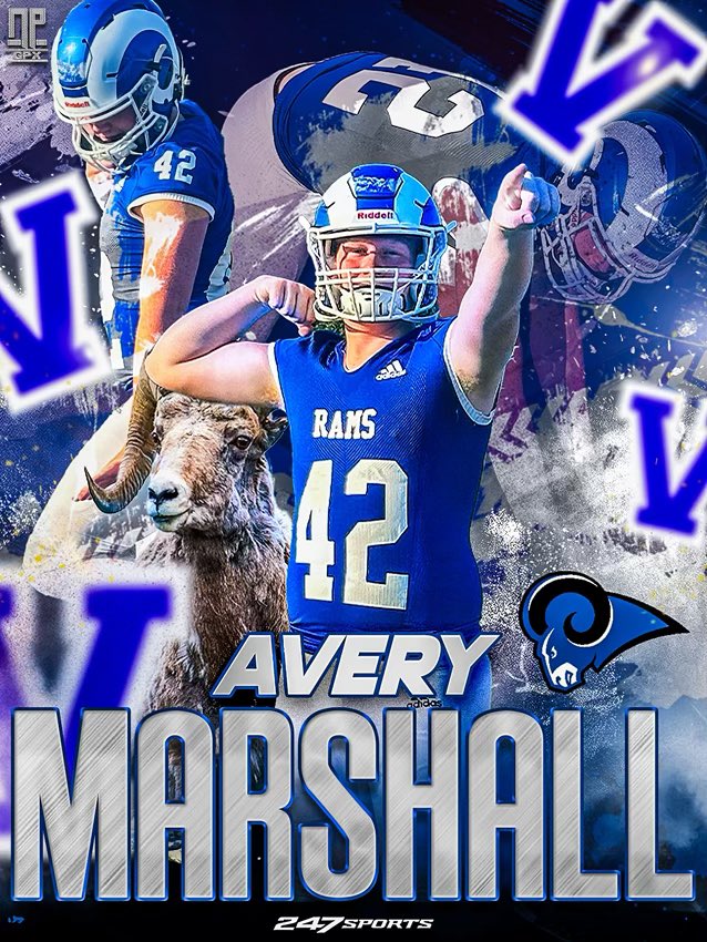 AveryMarshall42's tweet photo. Day 1 of my sophomore year! @ReggieBuchanan @brennanpugh3 @coach_well5 @coach_tko @MacCorleone74 @DemetricDWarren @Marcusdent93 @CoachGBoykin https://t.co/fErCoqftqP