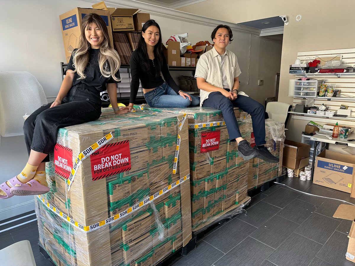 tofustrading's tweet photo. More PRB-01 Restock came in lowering our cost average! 

Booster Cases - $499.99

Free shipping over $300, no tax outside of CA &amp; NJ! 

https://t.co/jiMPfck84r

#onepiecetcg #prb01 #onepiece #onepiecegodpack https://t.co/Rc8XFRjjrh