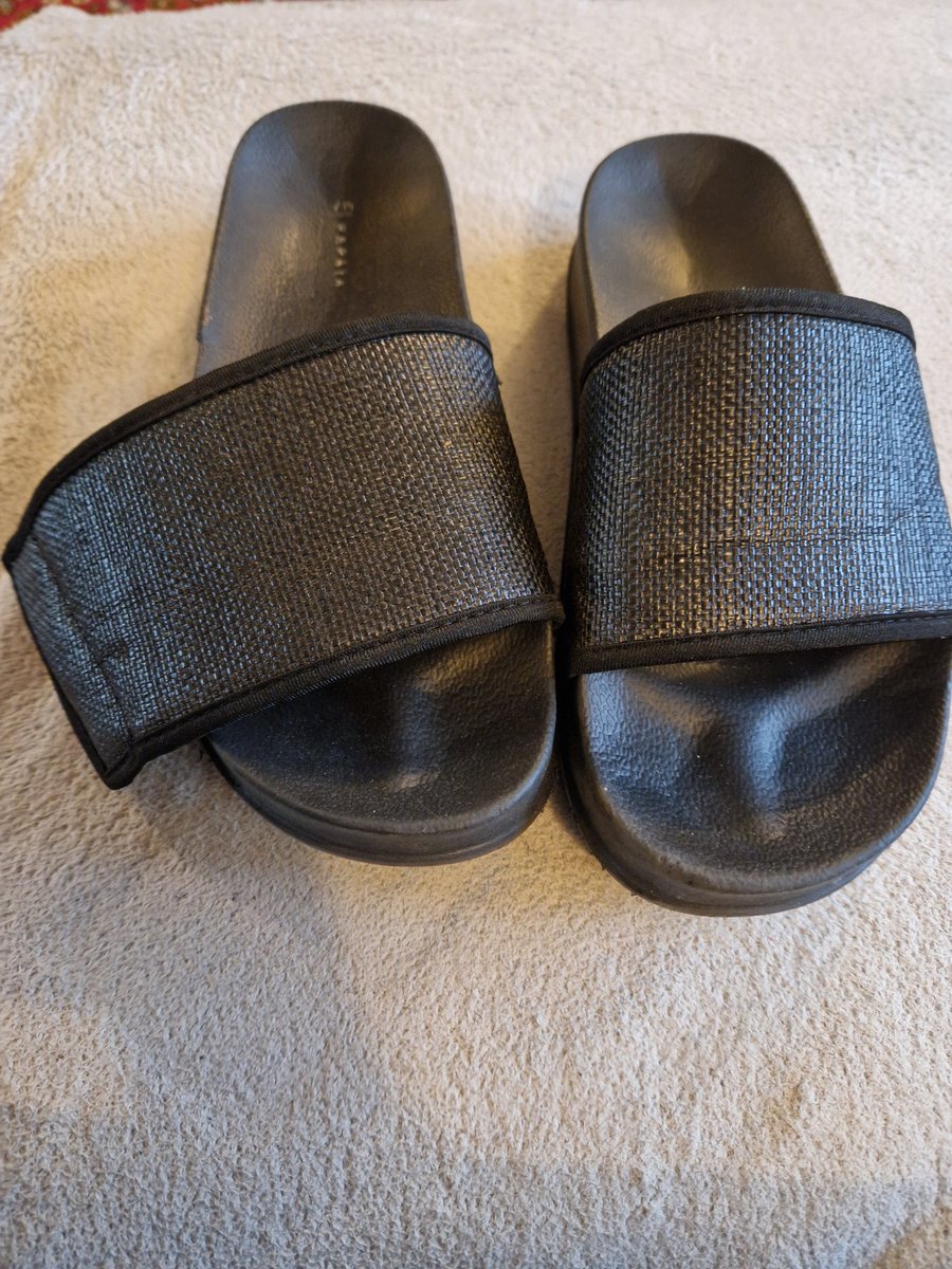 Vicky Reed 💙 tweet media