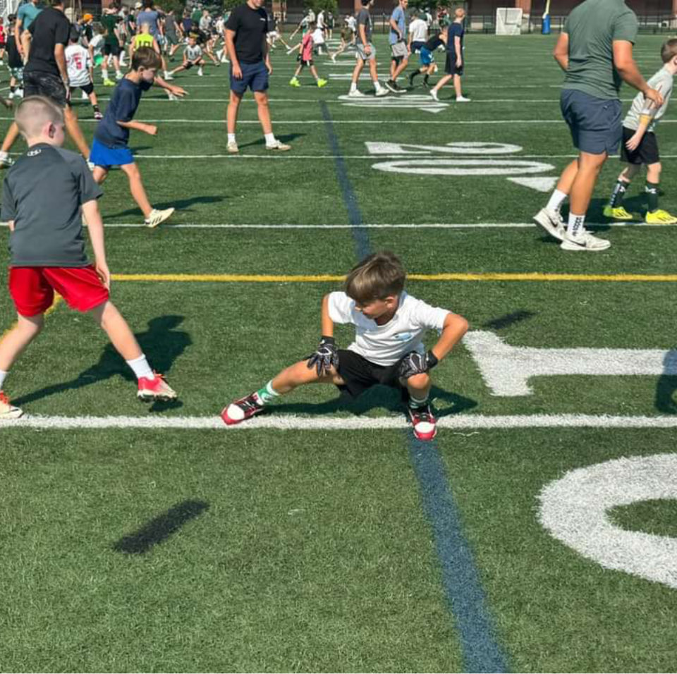 MHS Football Youth Clinic. Looking forward to another fun day tomorrow. #FutureRams🏈⁦<a href="/MarshfieldRams/">Marshfield Football</a>⁩ ⁦<a href="/GORAMSathletics/">Marshfield Athletics</a>⁩