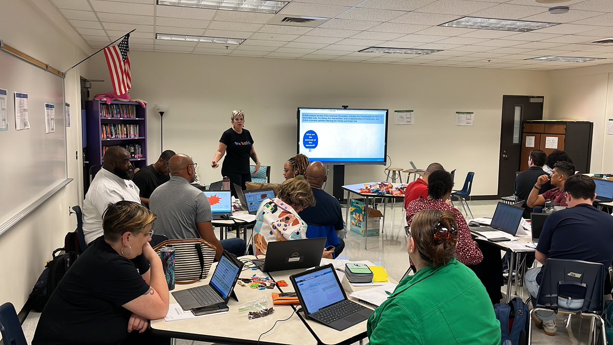 #AliefSummit24 participants <a href="/lead4ward/">lead4ward</a> as they analyze 8th grade social studies standards to provide rigorous and targeted instruction for Alief learners. <a href="/Alief_SS/">Alief Social Studies</a>