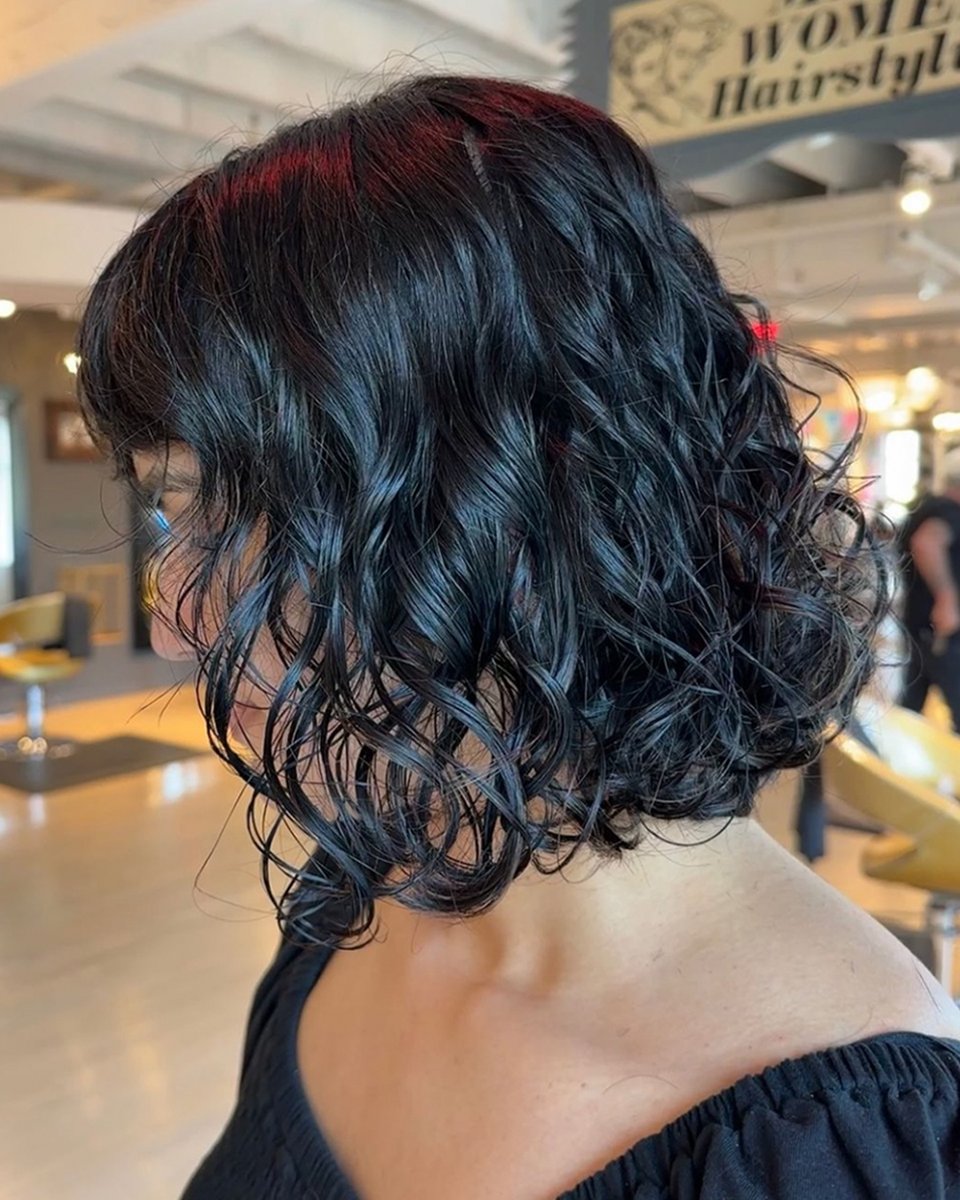 ECRUNewYork's tweet image. Curly bob😍 @littlemisshairartist at @lambsandwolves used Defining Styling Potion to shape and define curls and Dry Texture Spray for added volume. 
#curlyhairstyle #definedcurls #hydratedcurls #curlyhairproducts #hairvolume #ecrunewyork