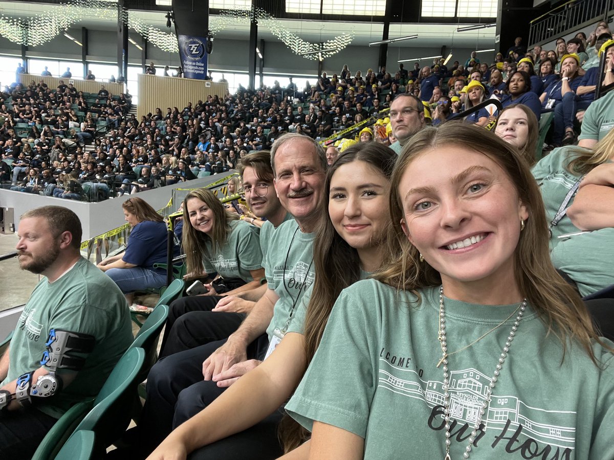 Great team enjoying convocation! ⁦<a href="/PISDReynolds/">Reynolds Middle School</a>⁩ #prosperproud