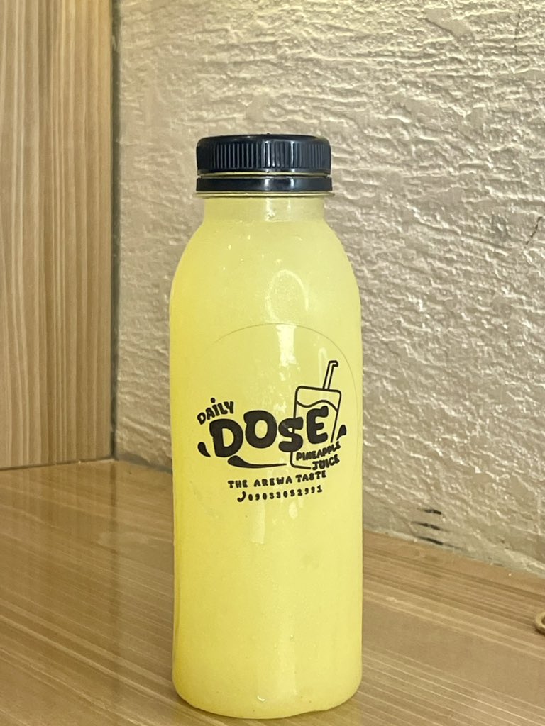 amyrahhibb's tweet photo. Enjoy the pure sweetness of our pineapple juice!
Made with care and the freshness of ripe pineapples, it's a sip of sunshine in every bottle. Revitalize your day with a burst of tropical goodness! https://t.co/ZyVxPgJUvK