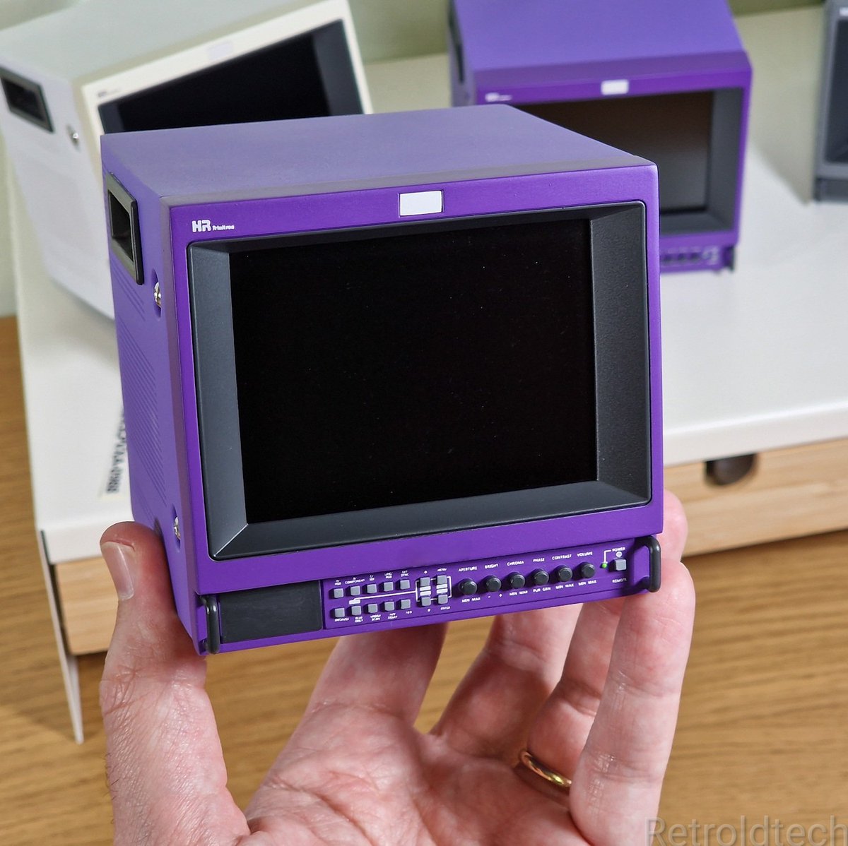 Retroldtech's tweet image. 🚧WIP🚧 Purple Edition 3.5&quot; Micro PVM 💜
#MicroPVM #RetroPVM #PVM #PVMmonitor #RetroGaming
