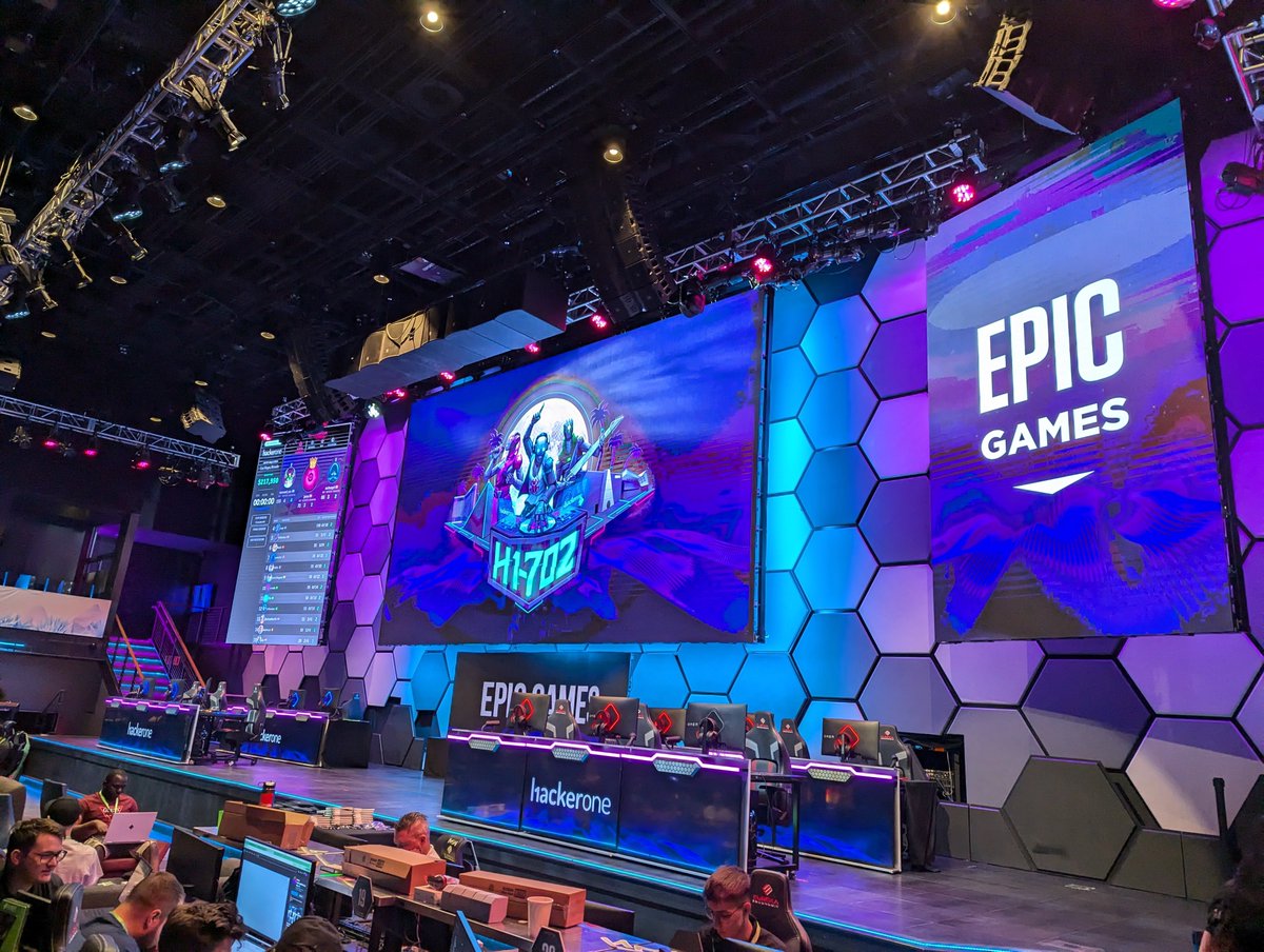The live hacking in Las Vegas is EPIC!
Scoreboard shows $243,950 and we are only getting going.