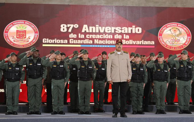 📢¡𝐀𝐬í 𝐥𝐨 𝐃𝐢𝐣𝐨!🇻🇪
Pdte. <a href="/NicolasMaduro/">Nicolás Maduro</a> : Cuando hablamos de defender el legado de nuestro Comandante Chávez, es defender su legado de respeto y reconocimiento a este cuerpo.
#PatriaSoberanaYPlena
