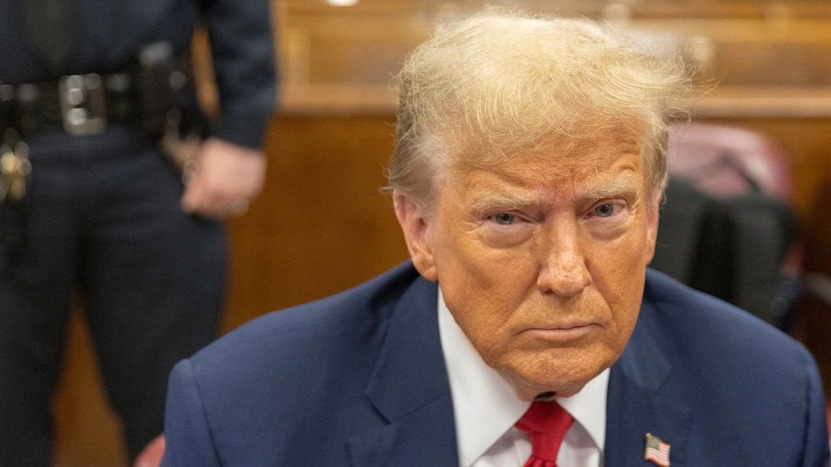 BREAKING

The Supreme Court rejected a bid by the state of Missouri to halt Donald Trump's upcoming sentencing for his conviction in his hush money criminal case