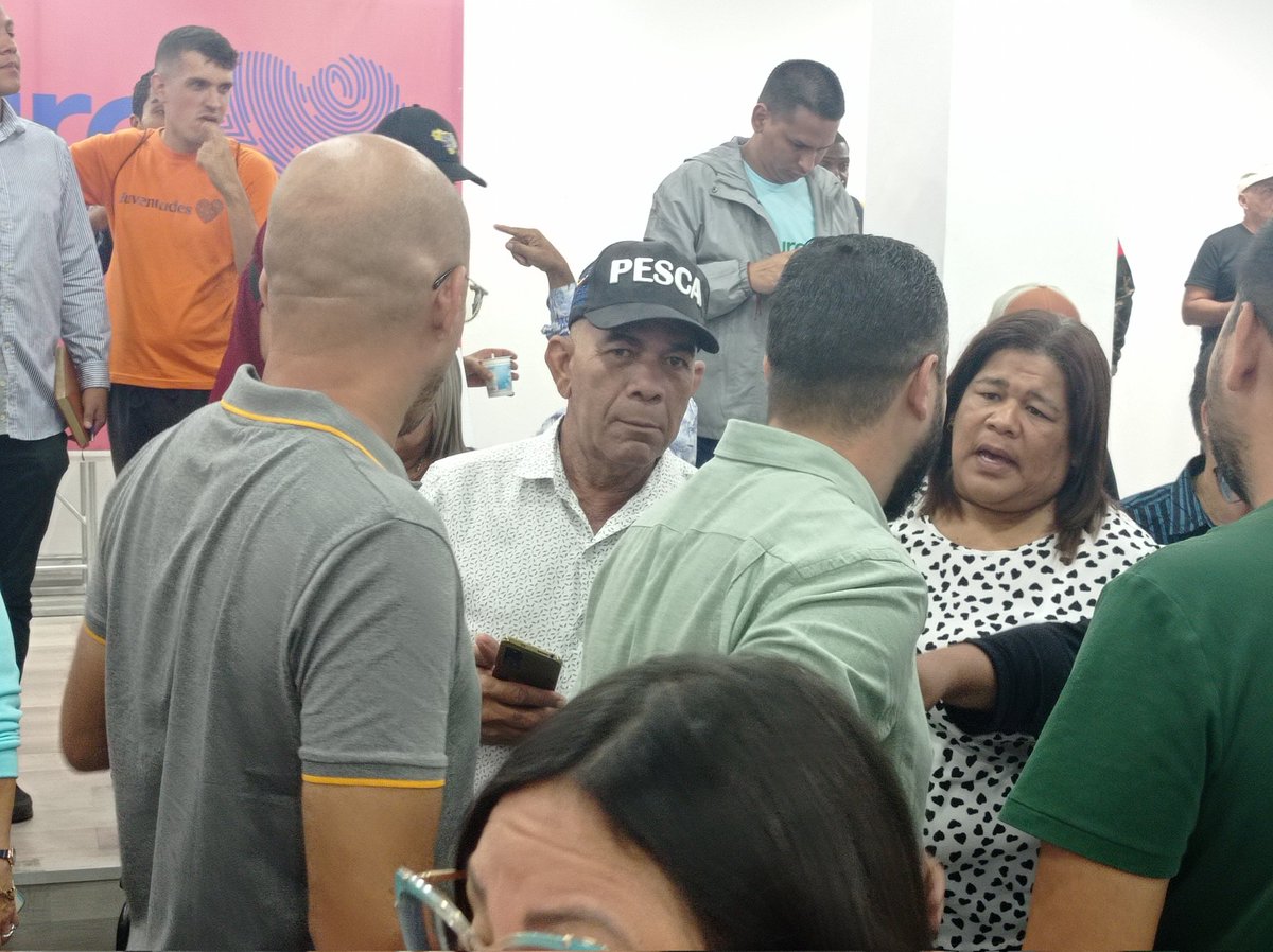 #AsiLoDijo | El secretario nacional, <a href="/JulioGarciaZ/">Julio García Zerpa</a> anunció que El Movimiento Futuro seguirá adelante con sus proyectos en pro de la paz y la soberanía de Venezuela y que se realizará el Congreso del Futuro en noviembre.
