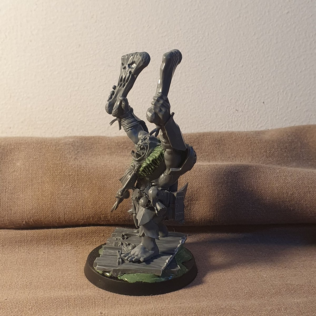 WarbossKurgan's tweet photo. I think Palmaz, the Warchanter on the Rotmoon, is an orruk version the classic "fire and brimstone preacher" archetype.
#TheRotmoons #Ironjawz #Warcry https://t.co/TkBrHDL9ji