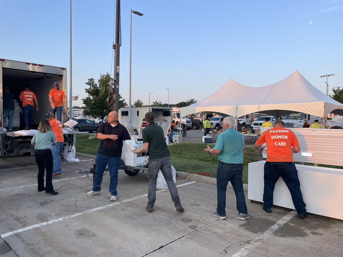 craigmoody's tweet photo. Was able to help with send off this morning. Absolutely an honor to support these amazing people serving our community. They are tired but committed and upbeat. https://t.co/9JsHpsI0YD
