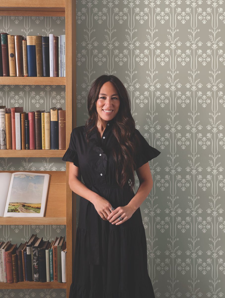 Out today: Magnolia Home Volume 4

yorkwallcoverings.com/collections/ma…