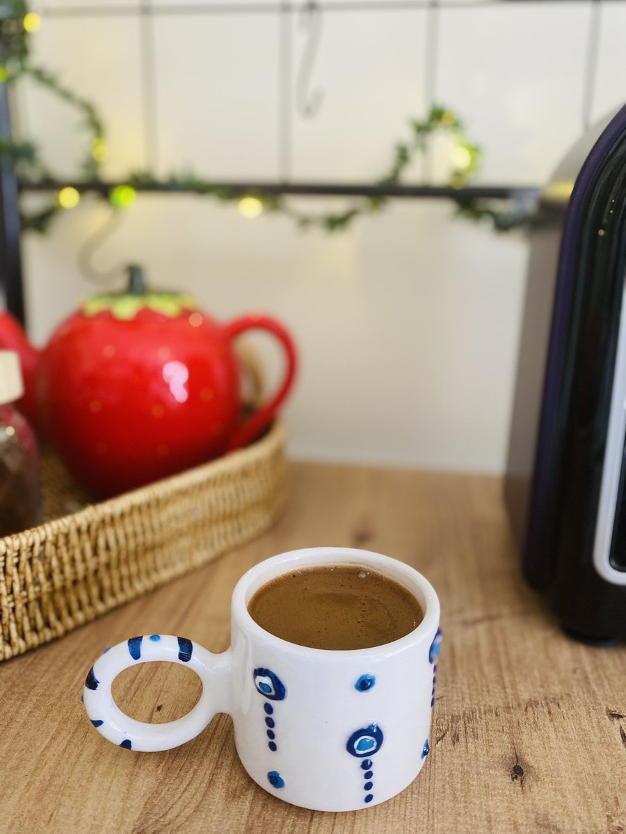 “Kendi halim diye bir yer var çoğu zaman hep oradayım.”☕️✨🌿