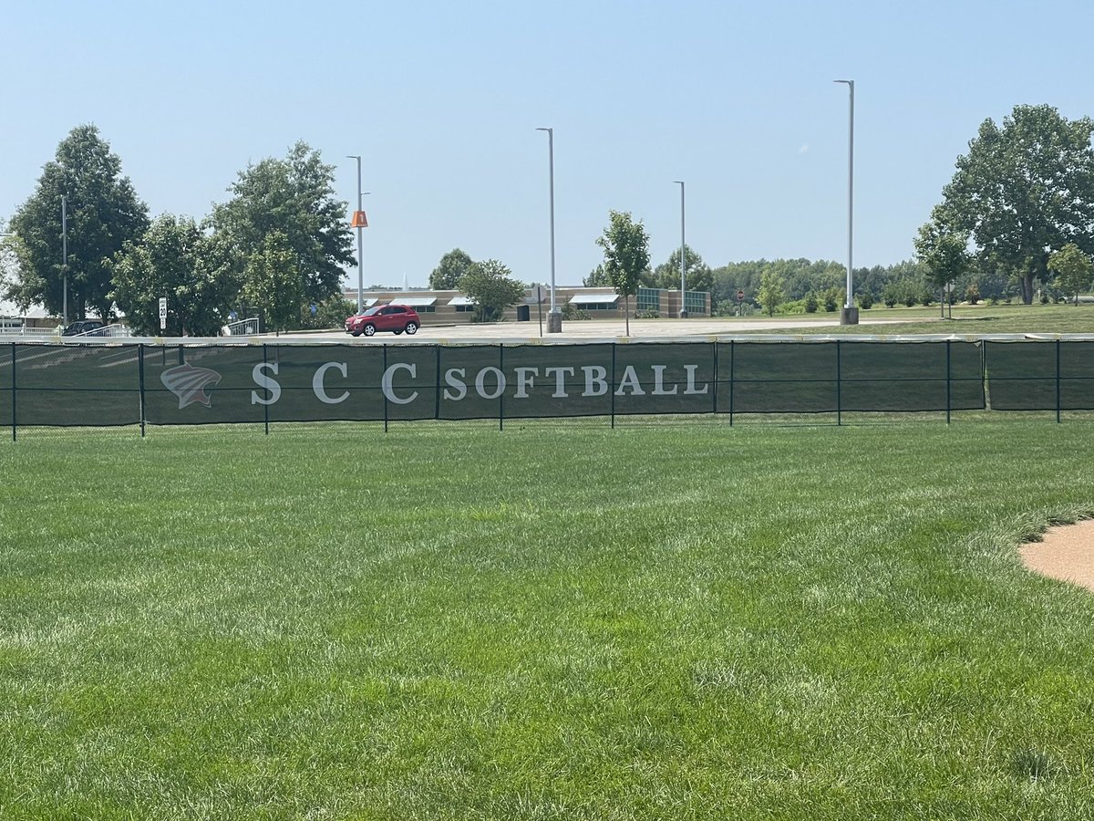 Had an amazing visit today with <a href="/coachdw23/">Dustin Wengert</a> at St. Charles Community College! Blessed to have received an offer to continue my softball career here!
<a href="/Futures918/">FFS 918</a> <a href="/SCCougsSoftball/">St. Charles CC Softball</a>