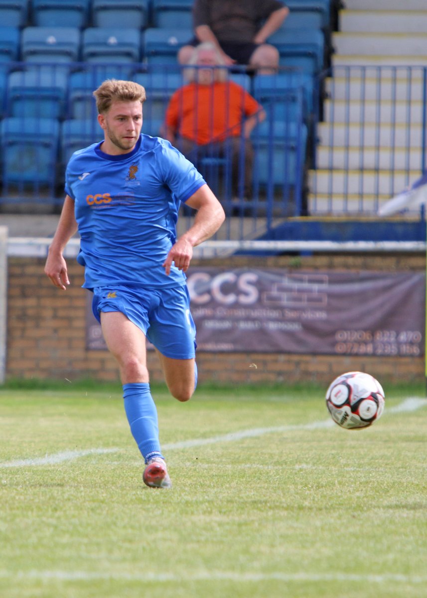 Wivenhoe Town FC tweet media