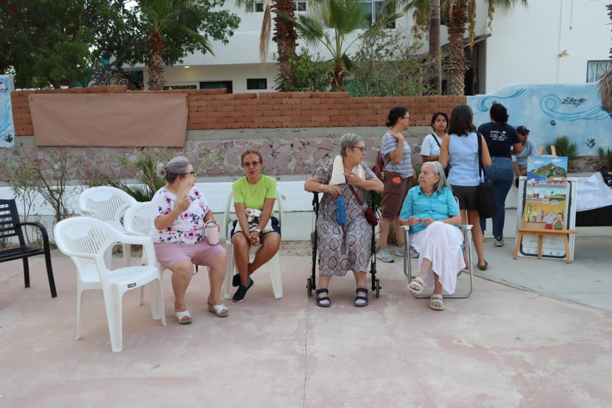 Contener La Paz tweet media