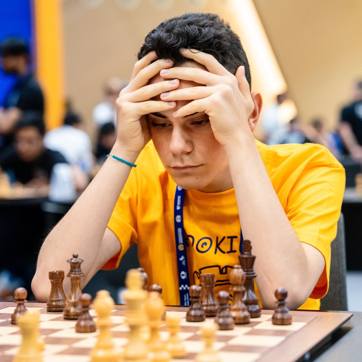sabopasha's tweet photo. ✅3-Kez Dünya Blitz Şampiyonu Grischuk’u ve Hans Niemann’ı yendi. 
🔥Magnus Carlsen ile savaştı. 
🏅Dünyada en iyi oyuncuların oynadığı turnuvada 1.Masa BİRİNCİSİ oldu!

İşte karşınızda 15 YAŞINDA TÜRKİYE 1 NUMARASI EDİZ GÜREL! https://t.co/DHuN1b0XVv