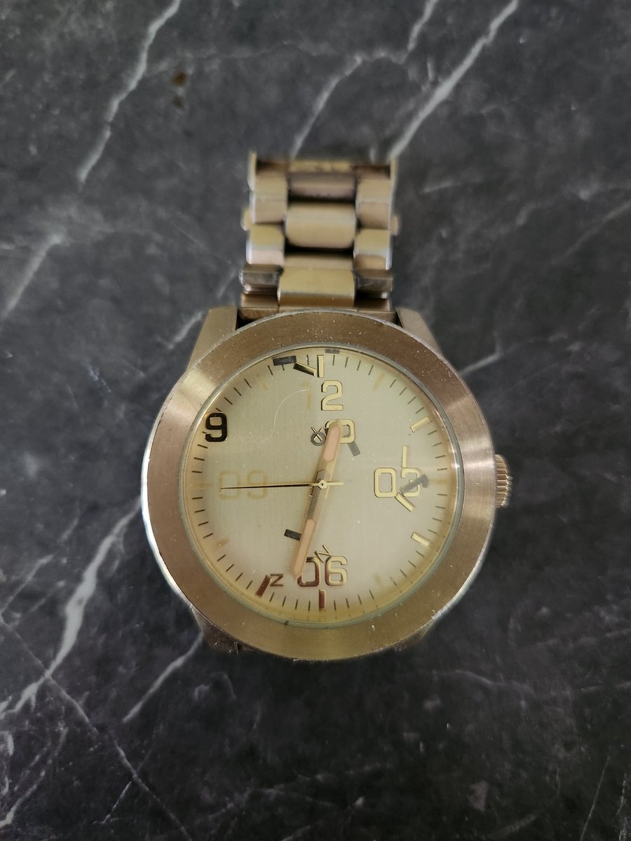 DubbDaddy's tweet photo. @Fossil this has been my favourite watch for almost a decade. I dropped it and a bunch of the numbers fell off the face. I can't ask for much, but anything would be cool https://t.co/OqOdopG4yP