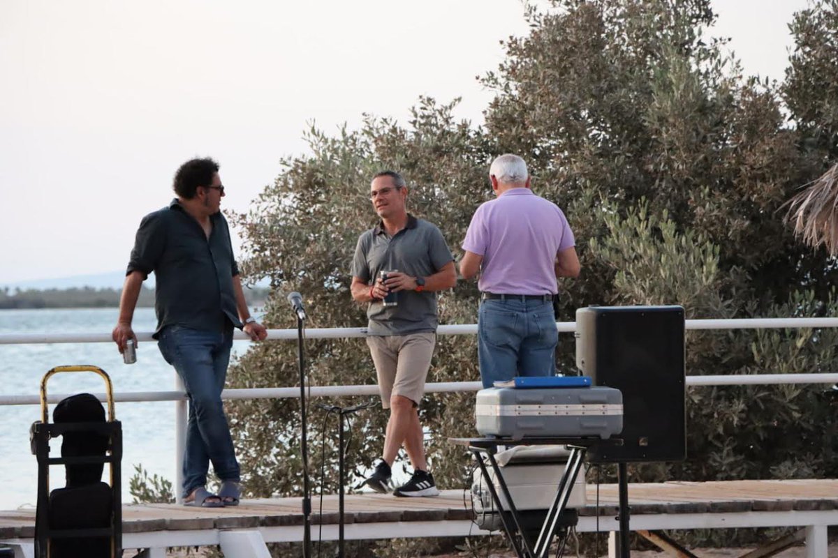 Contener La Paz tweet media