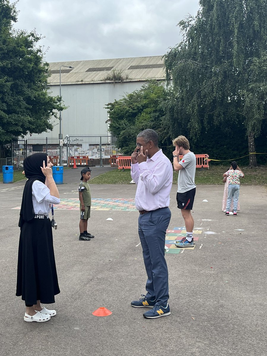 FoodandFunCdiff's tweet photo. Special thanks to @JacWoodJones1 @WRU_Community for delivering a great rugby session @SMTVCardiff Our visitor @vaughangething had his trainers ready to join in! 🏉👟 #FoodFunCardiff https://t.co/Qd3nxeW3Pd
