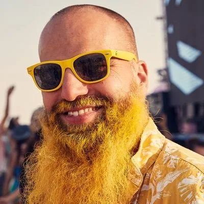 SAfmRadio's tweet image. We discuss the impact of extortion rings on businesses in Cape Town and why @YellowRandolf  - Entrepreneur and owner of Beerhouse has had to close shop and relocate. He discusses his ongoing efforts to raise awareness to combat extortion on #SAfmViewPoint with Nqaba Mabece